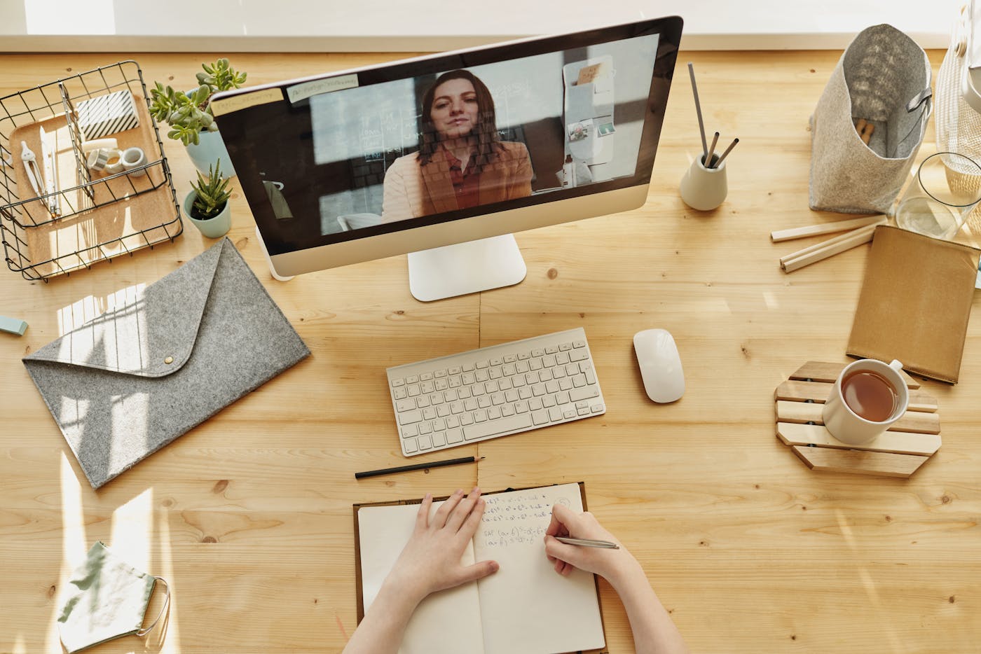 Family using reliable Air2Net home broadband